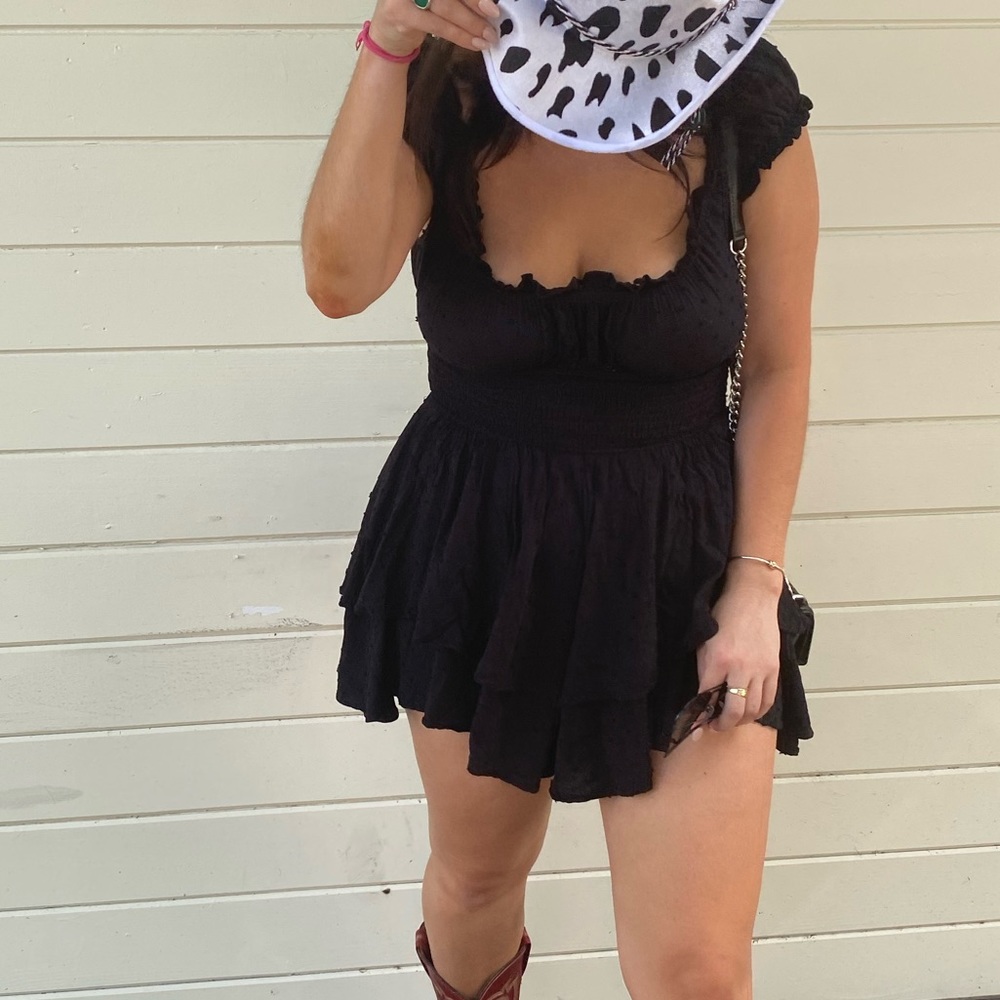Princess Polly love galore romper size 8 US in black